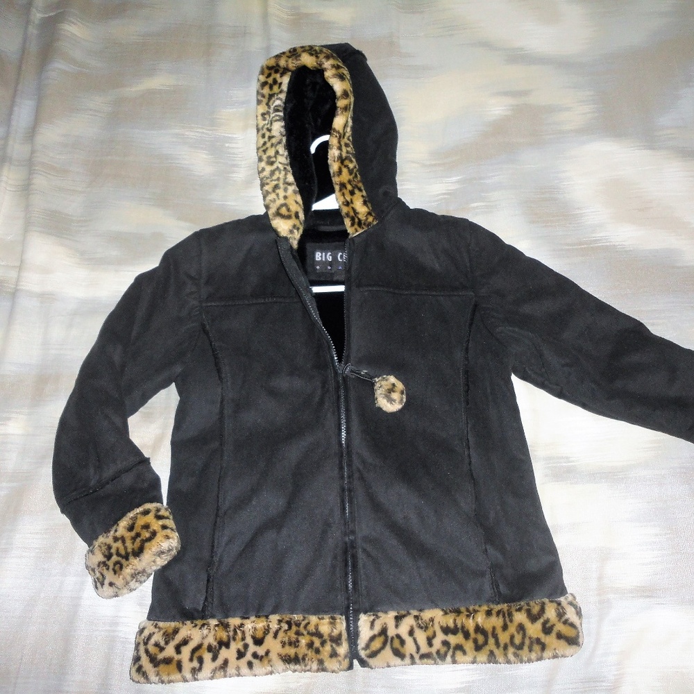 Girls Faux suede coat age 10-12